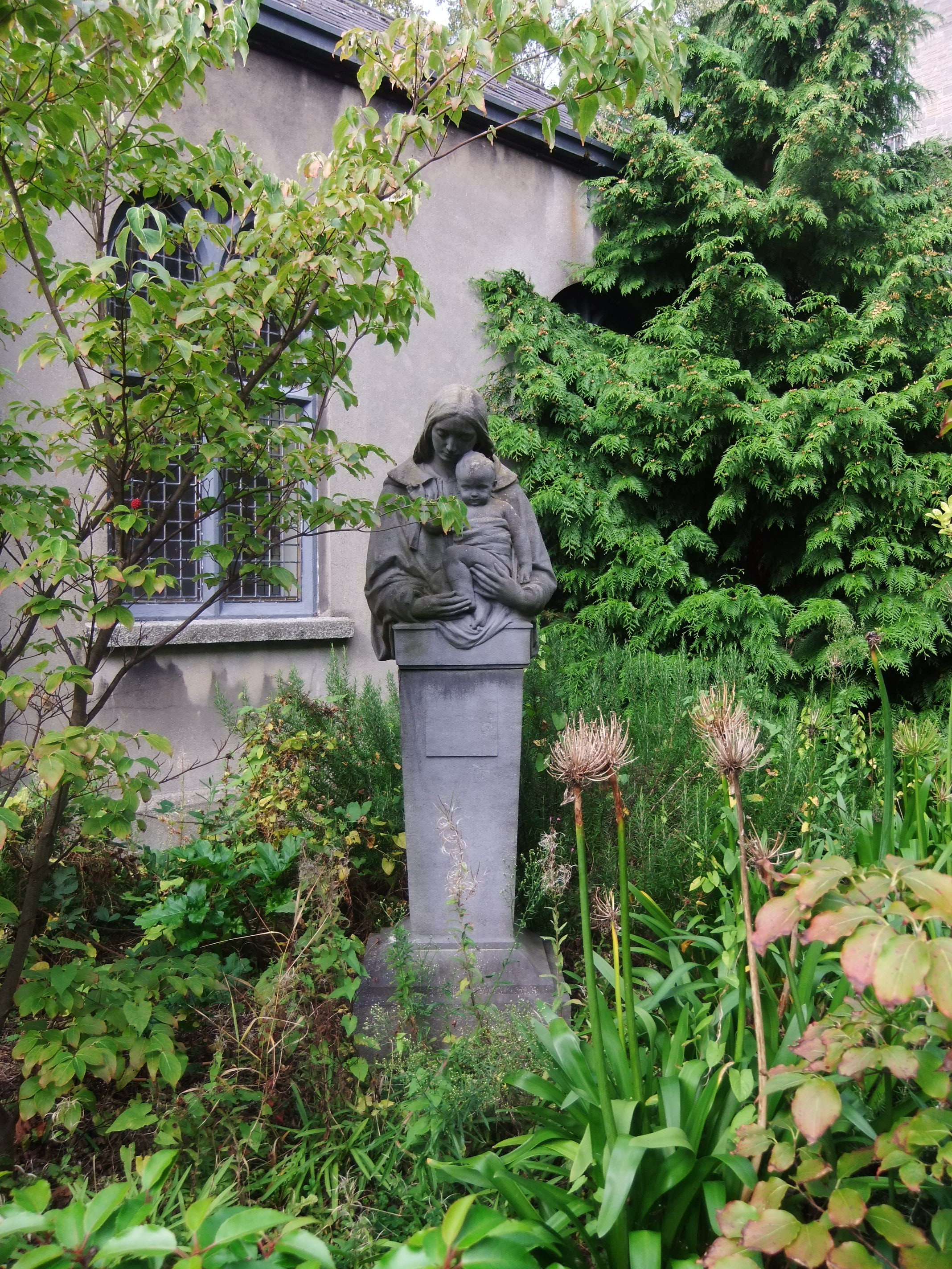 Madonna and Child, All Hallows College, Drumcondra, 1922